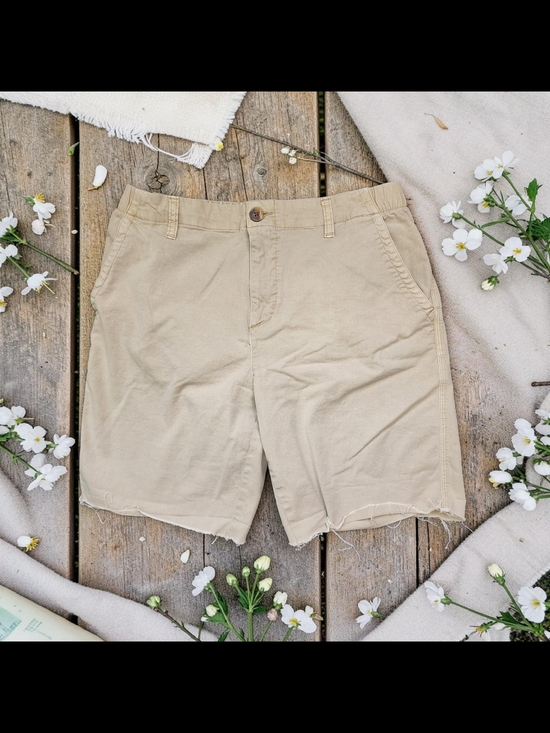 Old Navy Pants - Old Navy High-Waist Women's Khaki Cut Off Shorts Size L